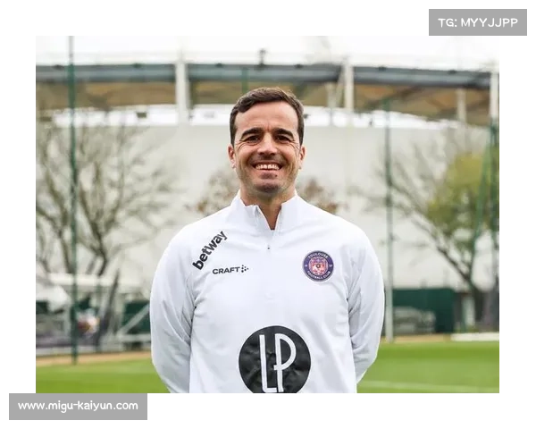 巴萨助教索尔格曾临场指挥 代弗里克出战莱加内斯与马竞